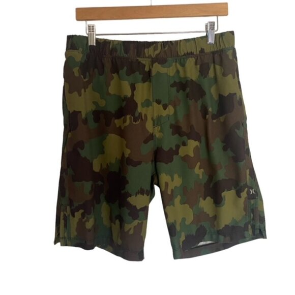 Hurley Alpha Plus Trainer 2.0 Camo Shorts Medium - Picture 1 of 5